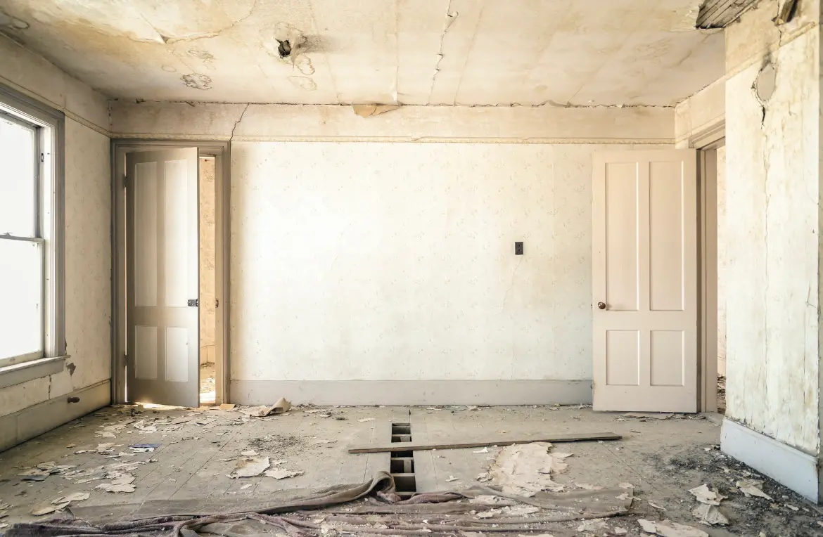 Waste disposal crew managing a cleanout project in Wyoming